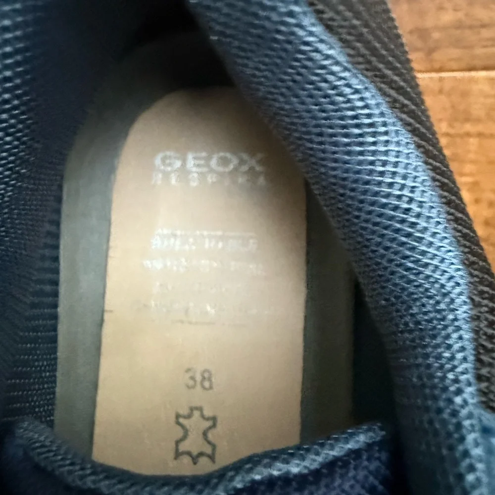 Geox Velcro Sneakers - Picture 3 of 5